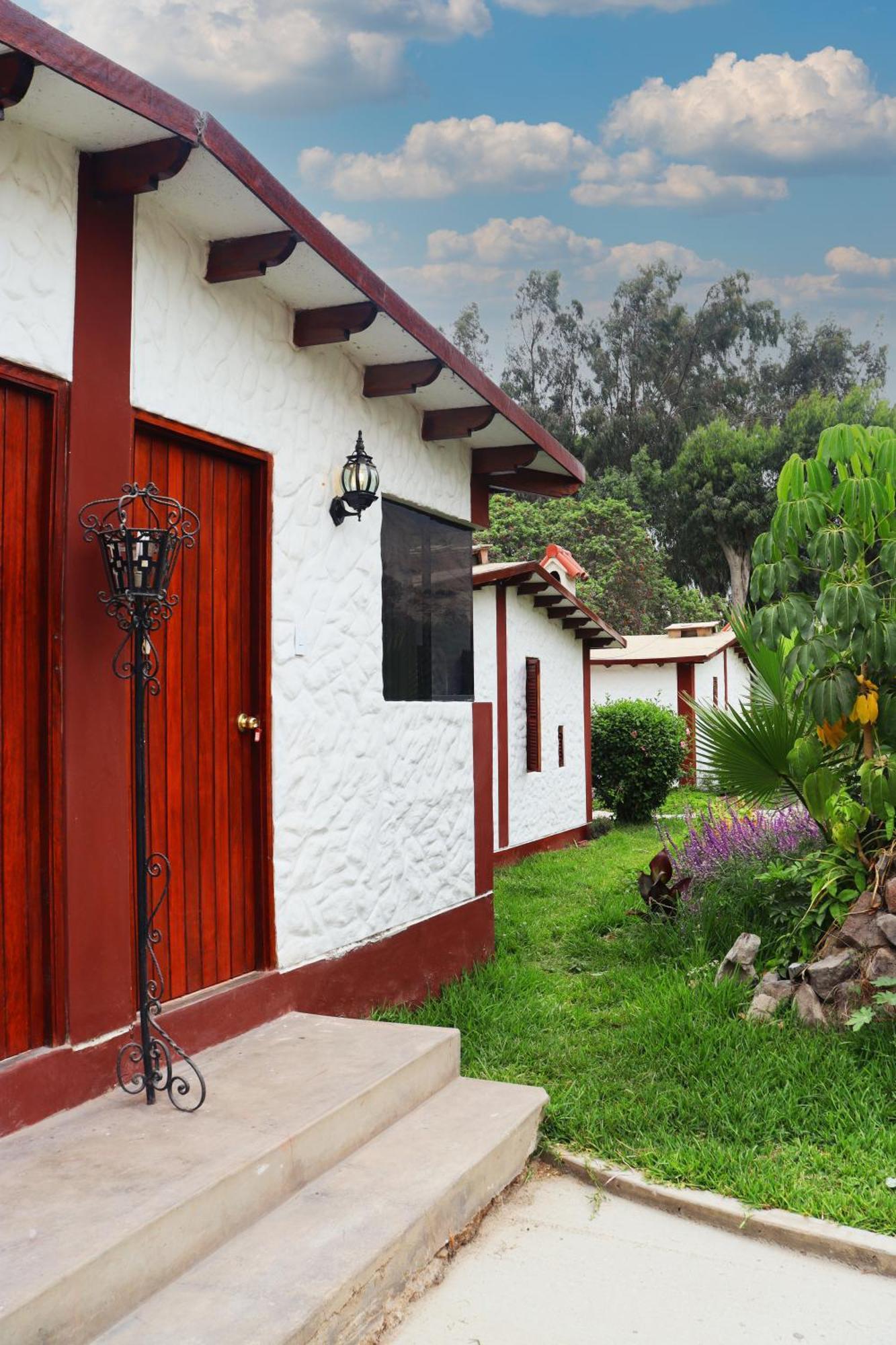 Los Andes - Restaurant & Bungalows Cieneguilla Eksteriør billede