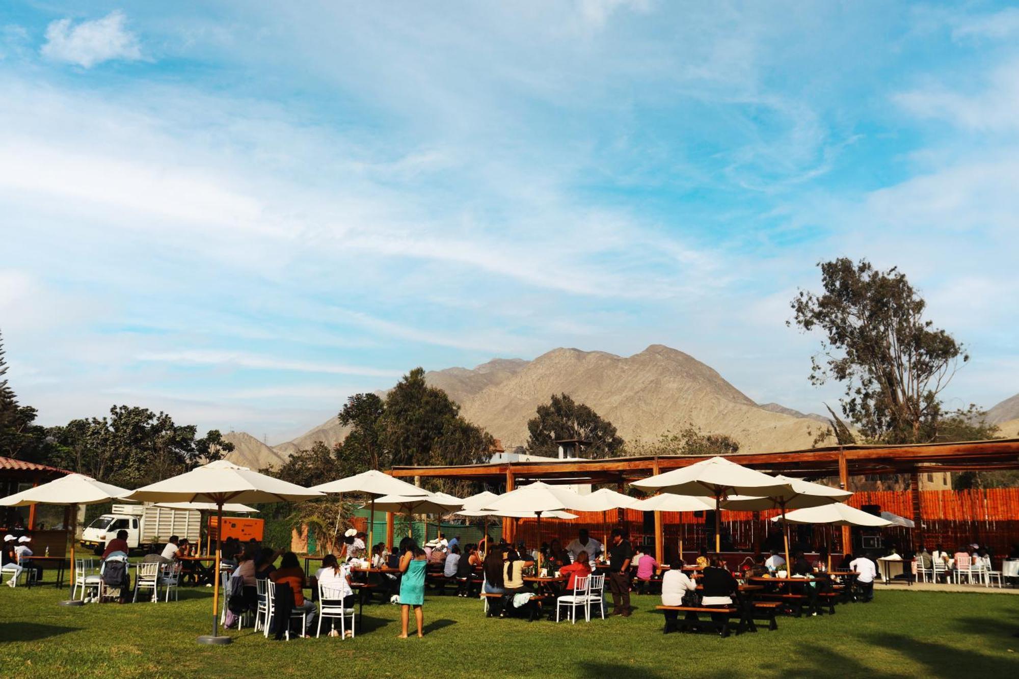 Los Andes - Restaurant & Bungalows Cieneguilla Eksteriør billede